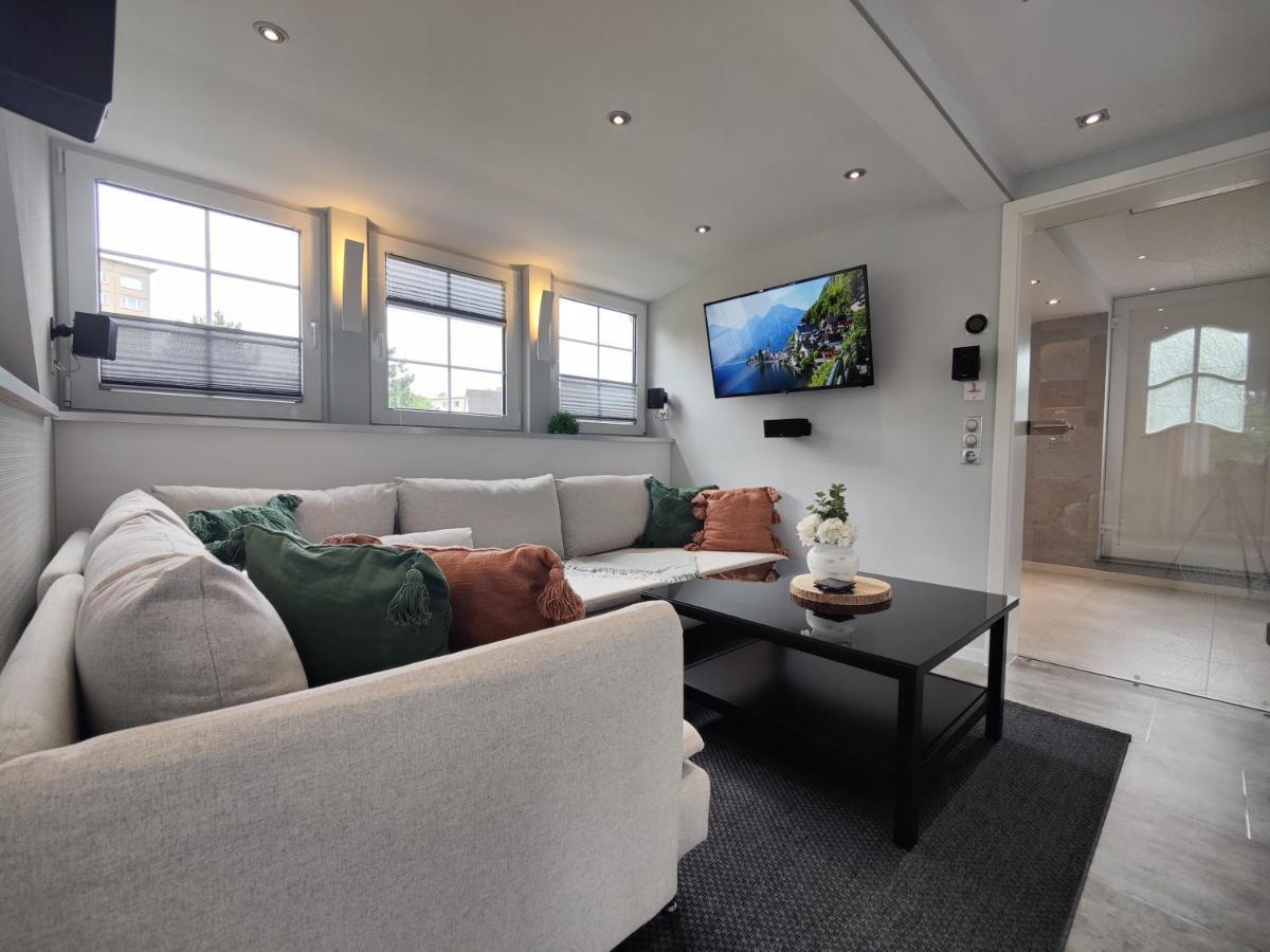 Ferienhaus Villa Adelsberg Mit Dachterrasse In Zentraler Lage Fuer Bis Zu 10 Personen Chemnitz Exterior foto
