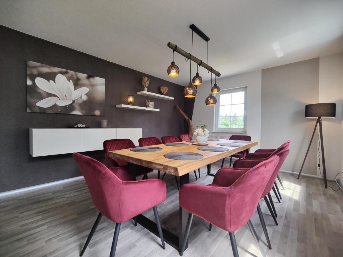 Ferienhaus Villa Adelsberg Mit Dachterrasse In Zentraler Lage Fuer Bis Zu 10 Personen Chemnitz Exterior foto